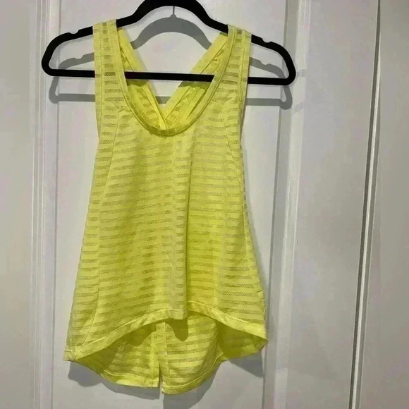 ZYIA YELLOW WORKOUT TANK SIZE SMALL - Picture 4 of 7
